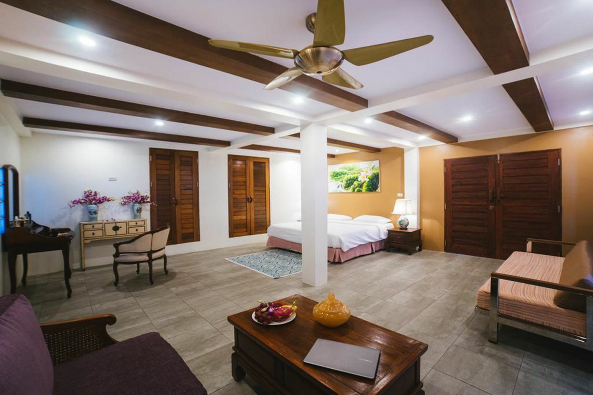 Rawai View Beachfront Exterior photo