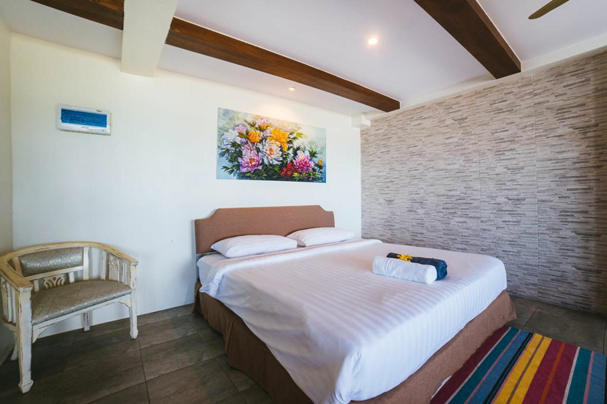 Rawai View Beachfront Exterior photo